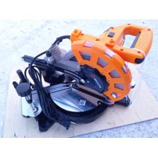 Пила торцовочная Вихрь ПТ-210